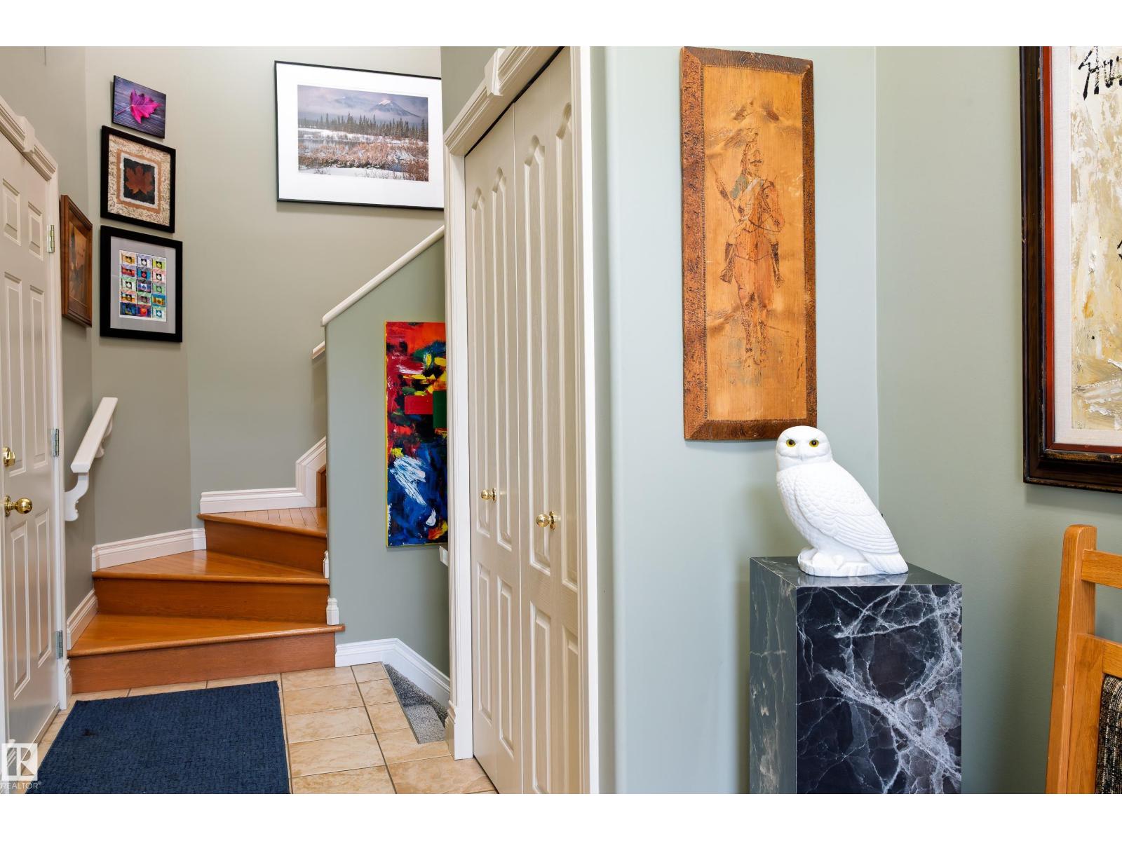 11686 15 AV NW - photo 5