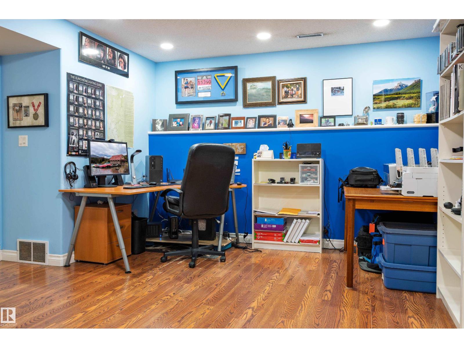 11686 15 AV NW - 36