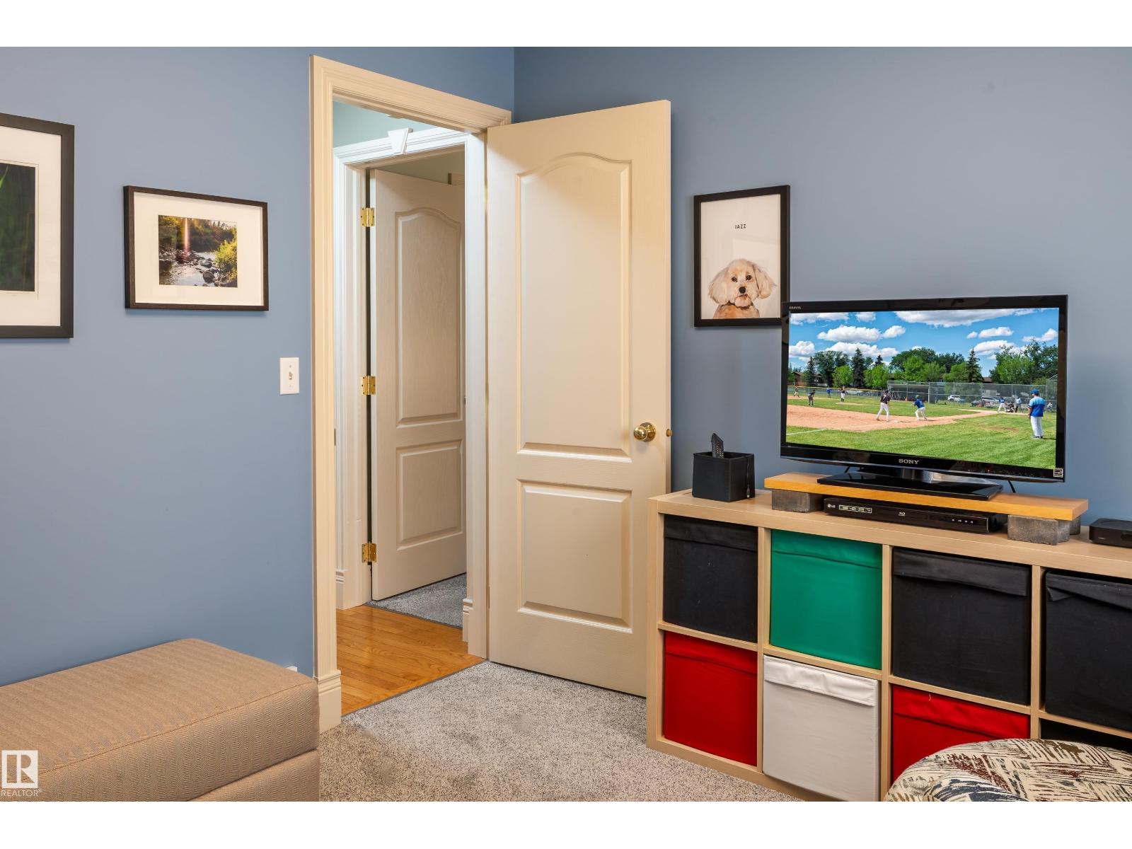 11686 15 AV NW - 19