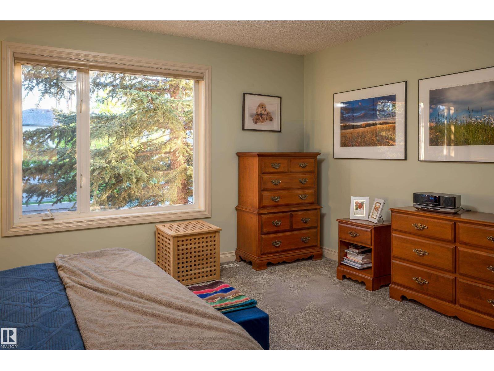 11686 15 AV NW - 20