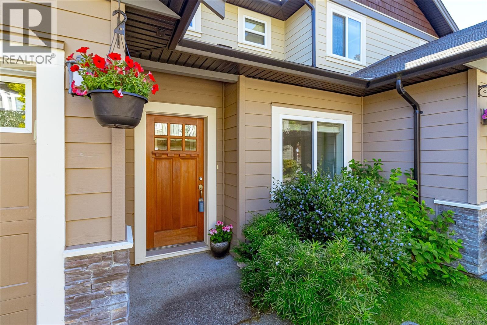22 2319 Chilco Road, View Royal