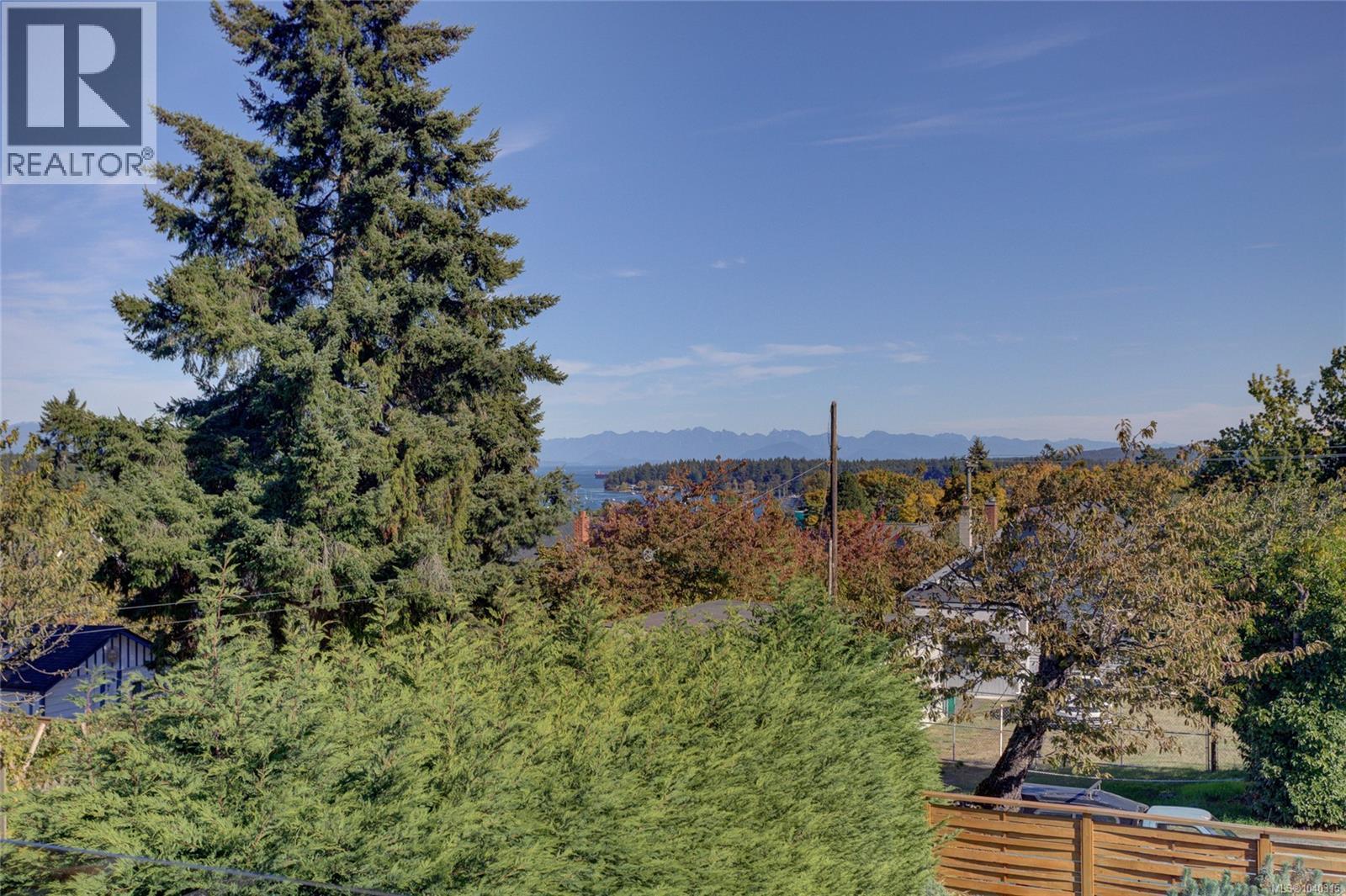 58 Pine St, Nanaimo
