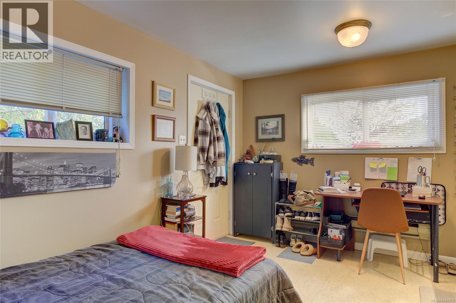 58 Pine St, Nanaimo