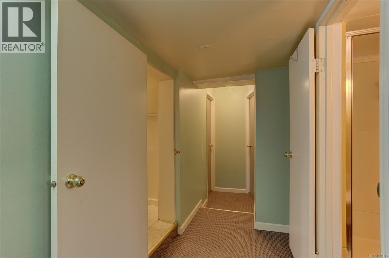58 Pine St - 44