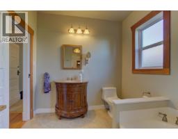 Primary Bedroom - 58 Pine St, Nanaimo, BC V9R2B2 Photo 14