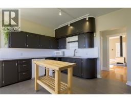 Kitchen - 58 Pine St, Nanaimo, BC V9R2B2 Photo 16