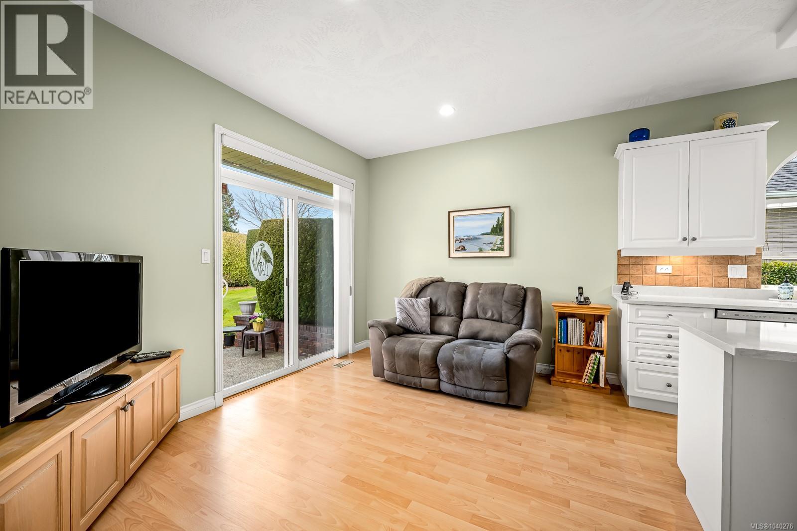 #237 3399 Crown Isle Dr - 10