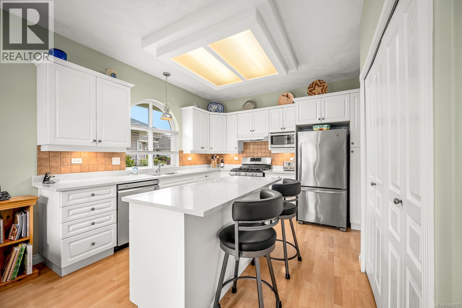#237 3399 Crown Isle Dr - 9