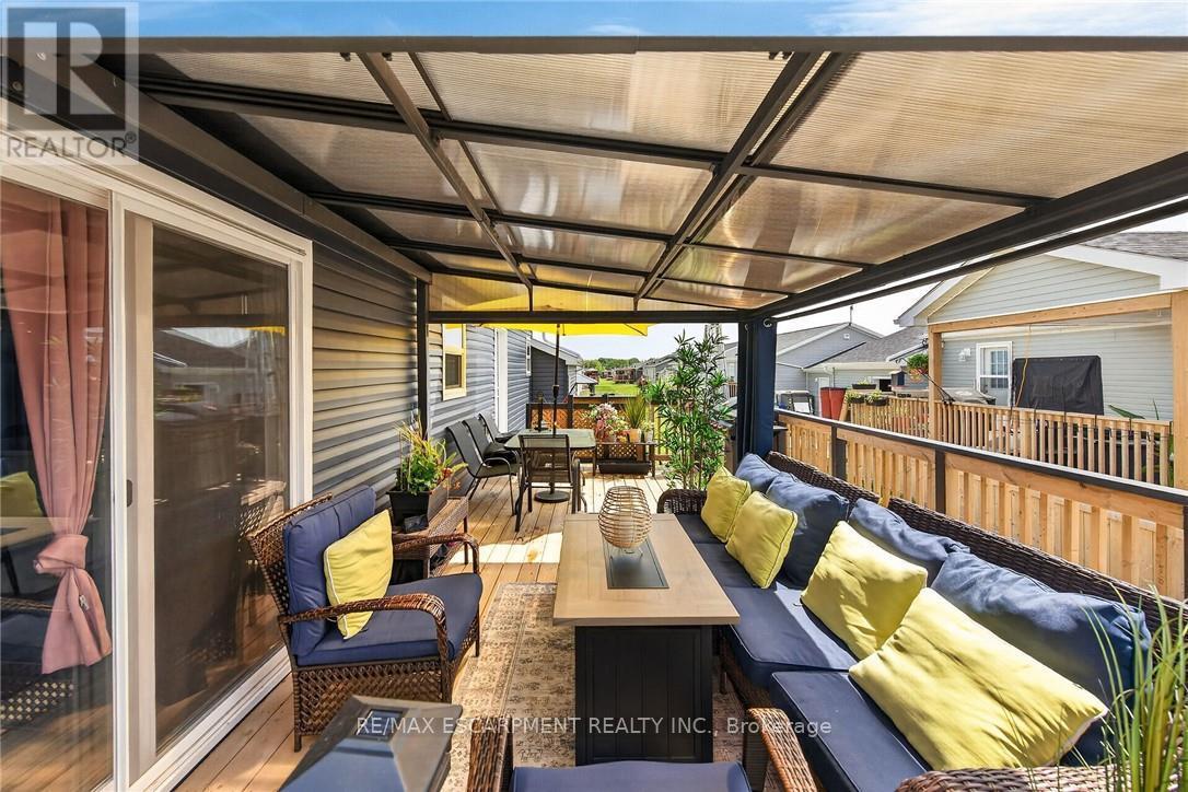 29 HICKORY HOLLOW - 26