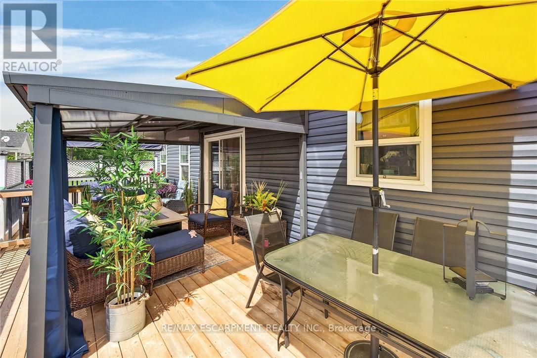 29 HICKORY HOLLOW - 27
