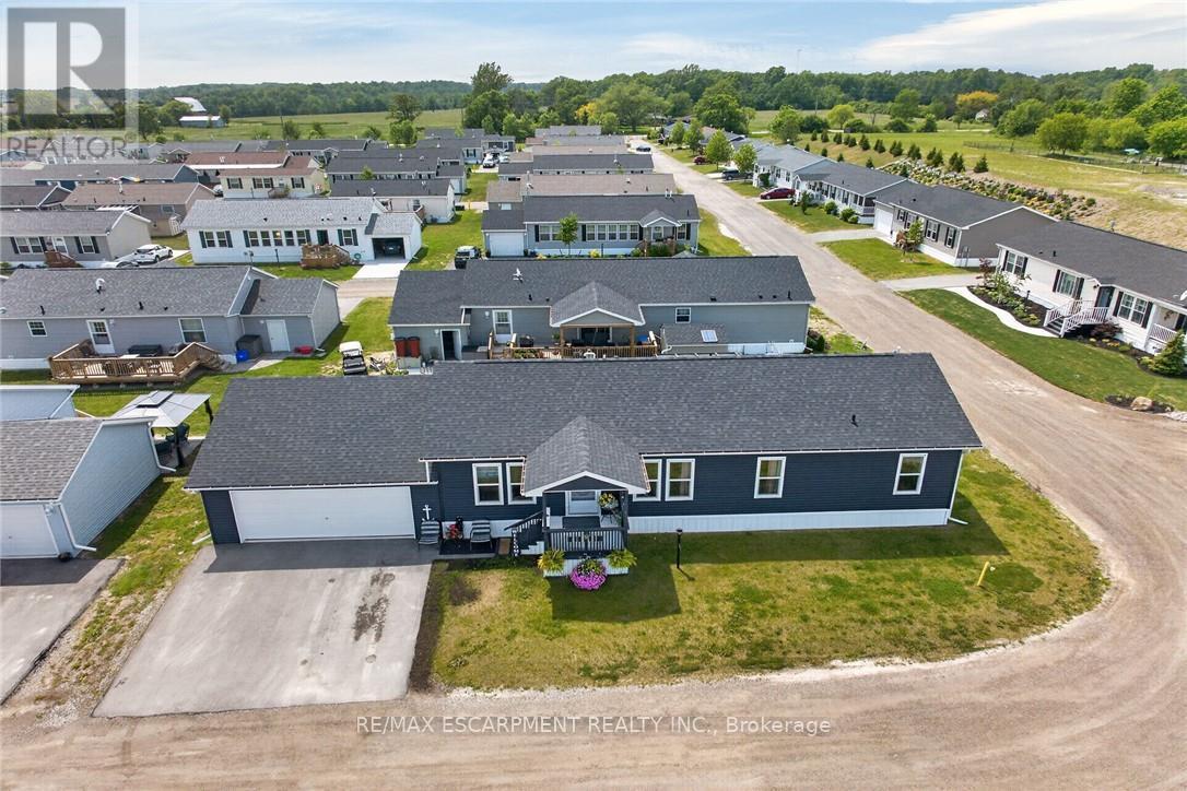 29 HICKORY HOLLOW - 35