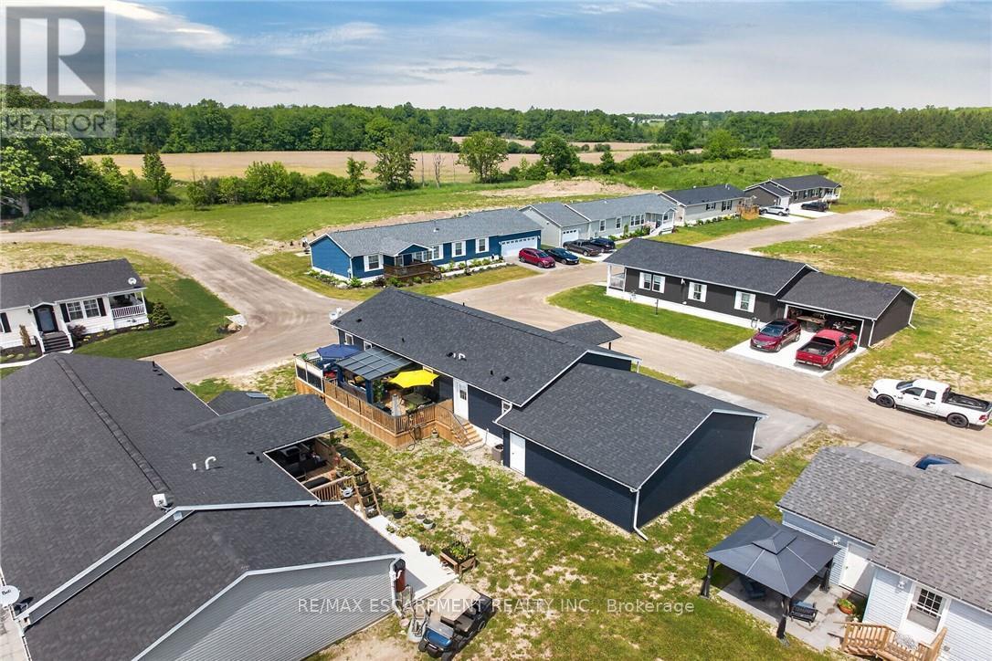 29 HICKORY HOLLOW - 42