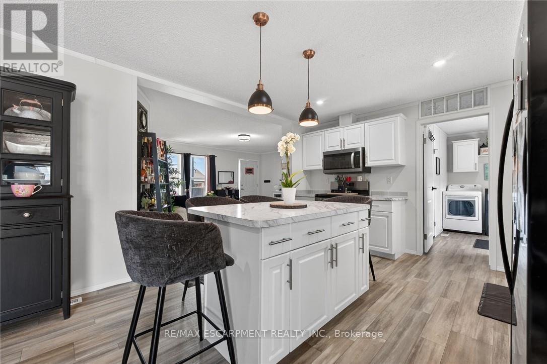 29 HICKORY HOLLOW - 6