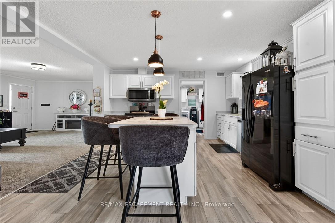 29 HICKORY HOLLOW - 7