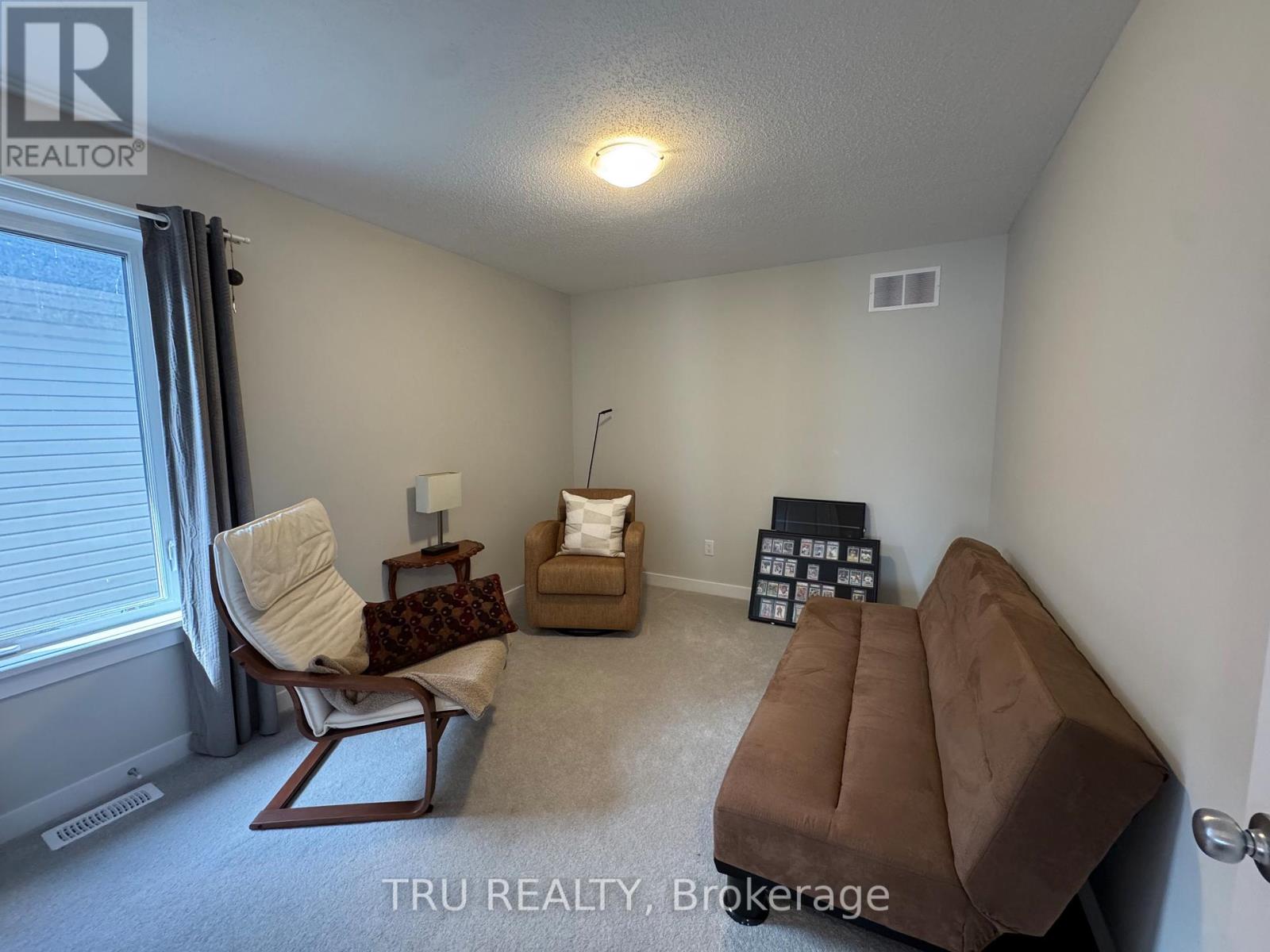4 Bed, 4 Bath House for Rent in Ottawa – 802 SENDERO WAY, Ottawa – MLS# X13440216 - Image 15