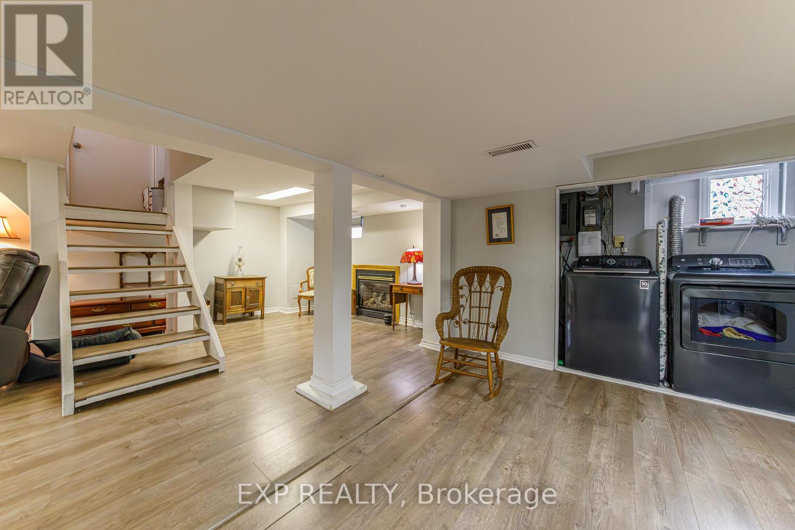 2 Bed, 1 Bath House for Sale in Ottawa – 1357 THAMES STREET, Ottawa – MLS# X13440234 - Image 22
