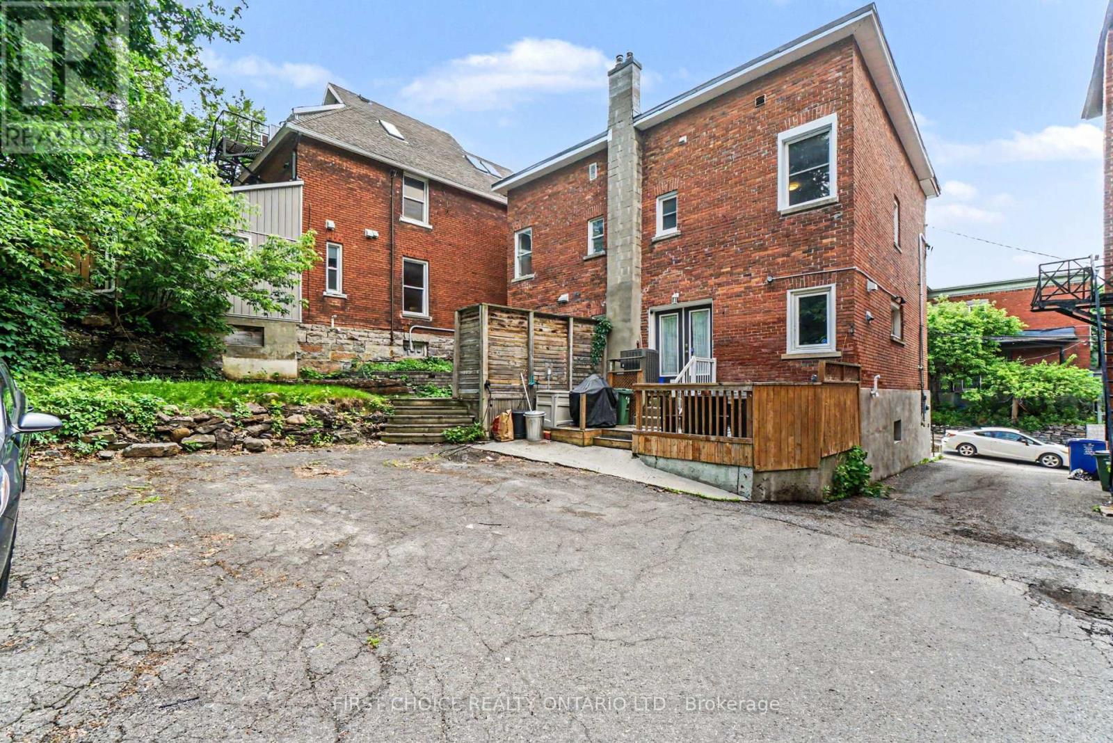 3 Bed, 1 Bath House for Sale in Ottawa – 267 BOOTH STREET, Ottawa – MLS# X13440254 - Image 28