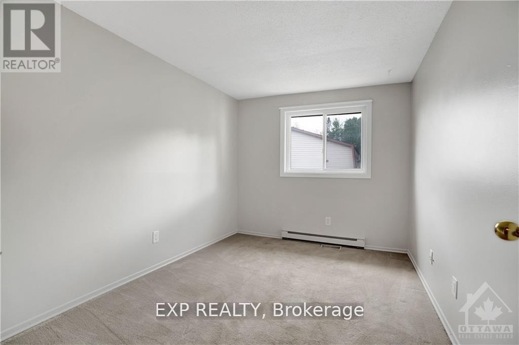 3 Bed, 2 Bath House for Rent in Ottawa – C – 20 FORESTER CRESCENT, Ottawa – MLS# X13440334 - Image 25