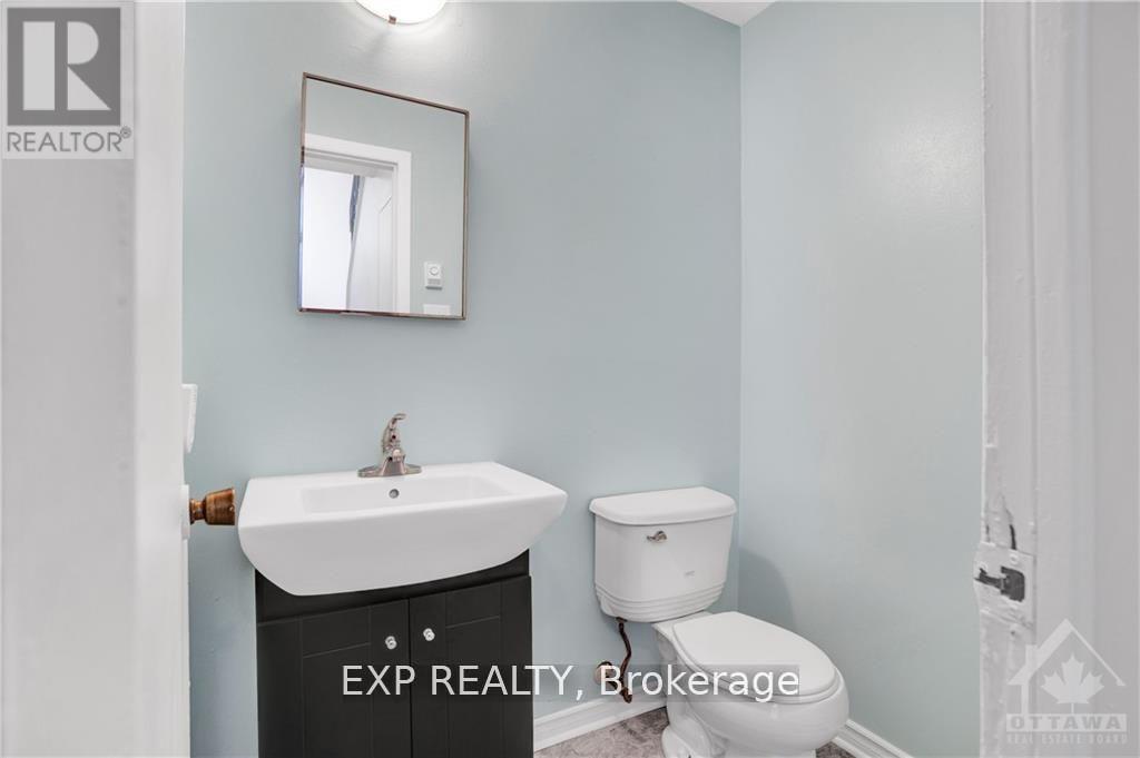 3 Bed, 2 Bath House for Rent in Ottawa – C – 20 FORESTER CRESCENT, Ottawa – MLS# X13440334 - Image 29