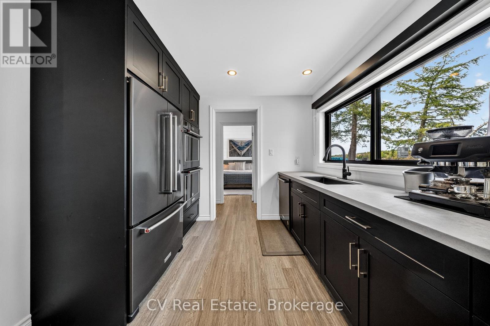 #1 1018 GEORGINA WAY - 20