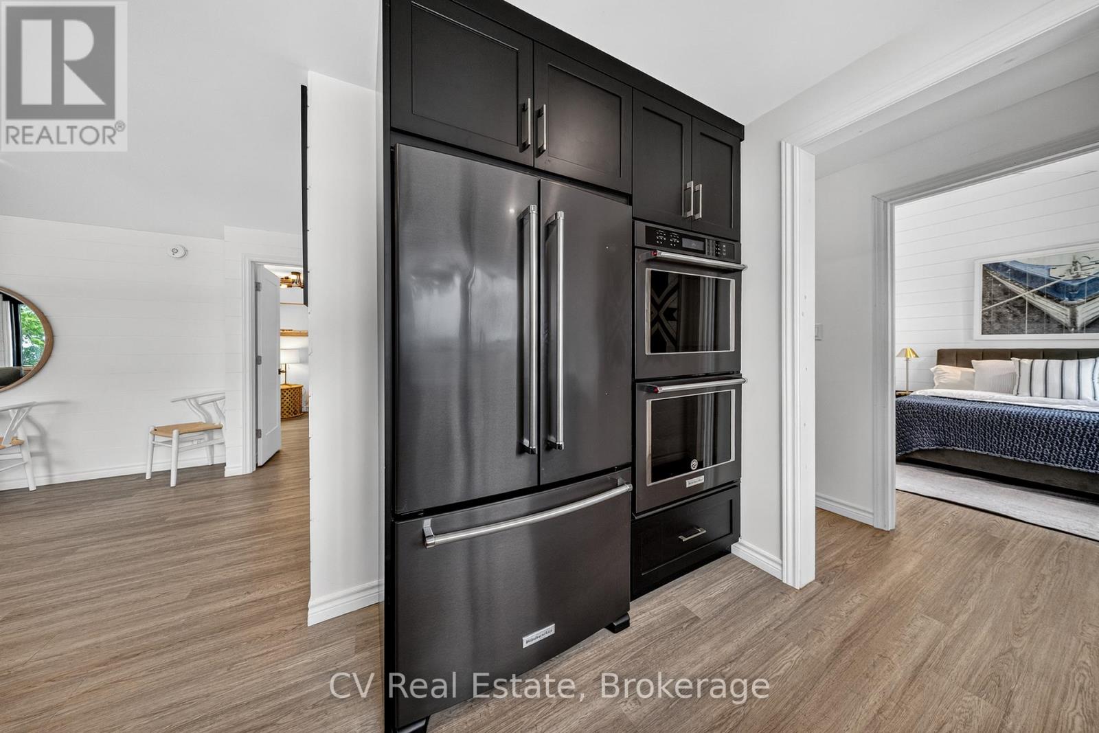 #1 1018 GEORGINA WAY - 23