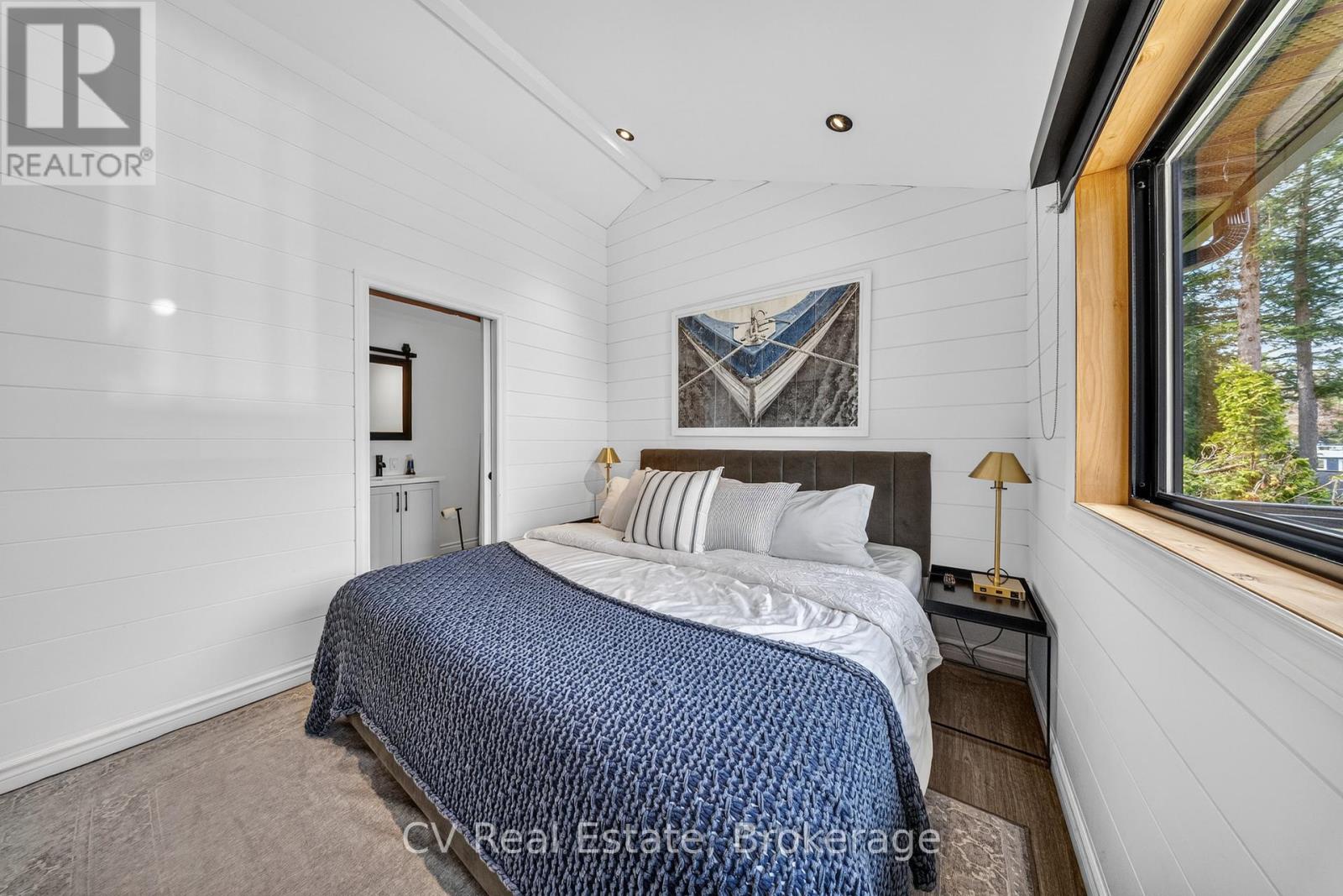 #1 1018 GEORGINA WAY - 25