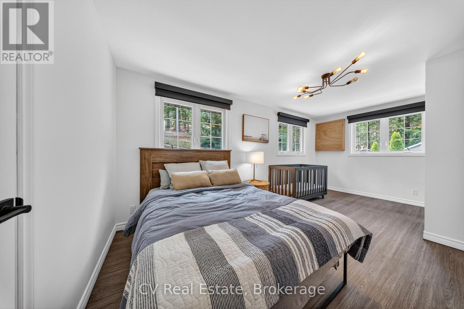 #1 1018 GEORGINA WAY - 31