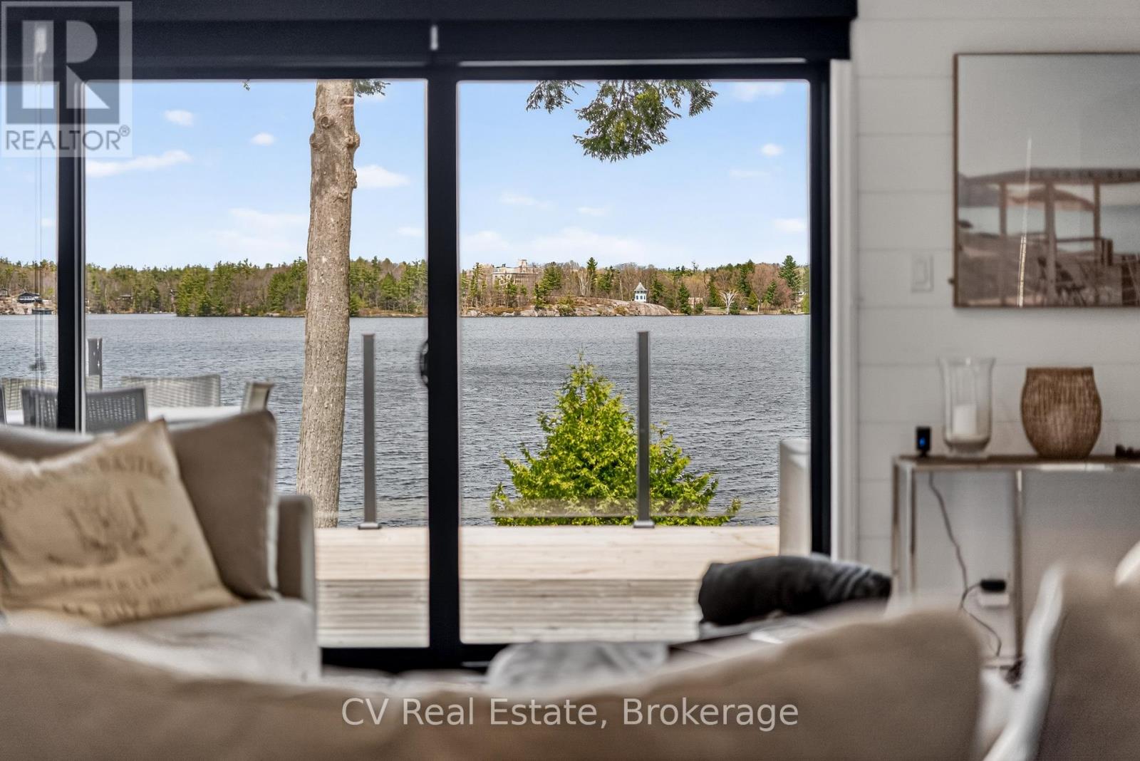 #1 1018 GEORGINA WAY - 38