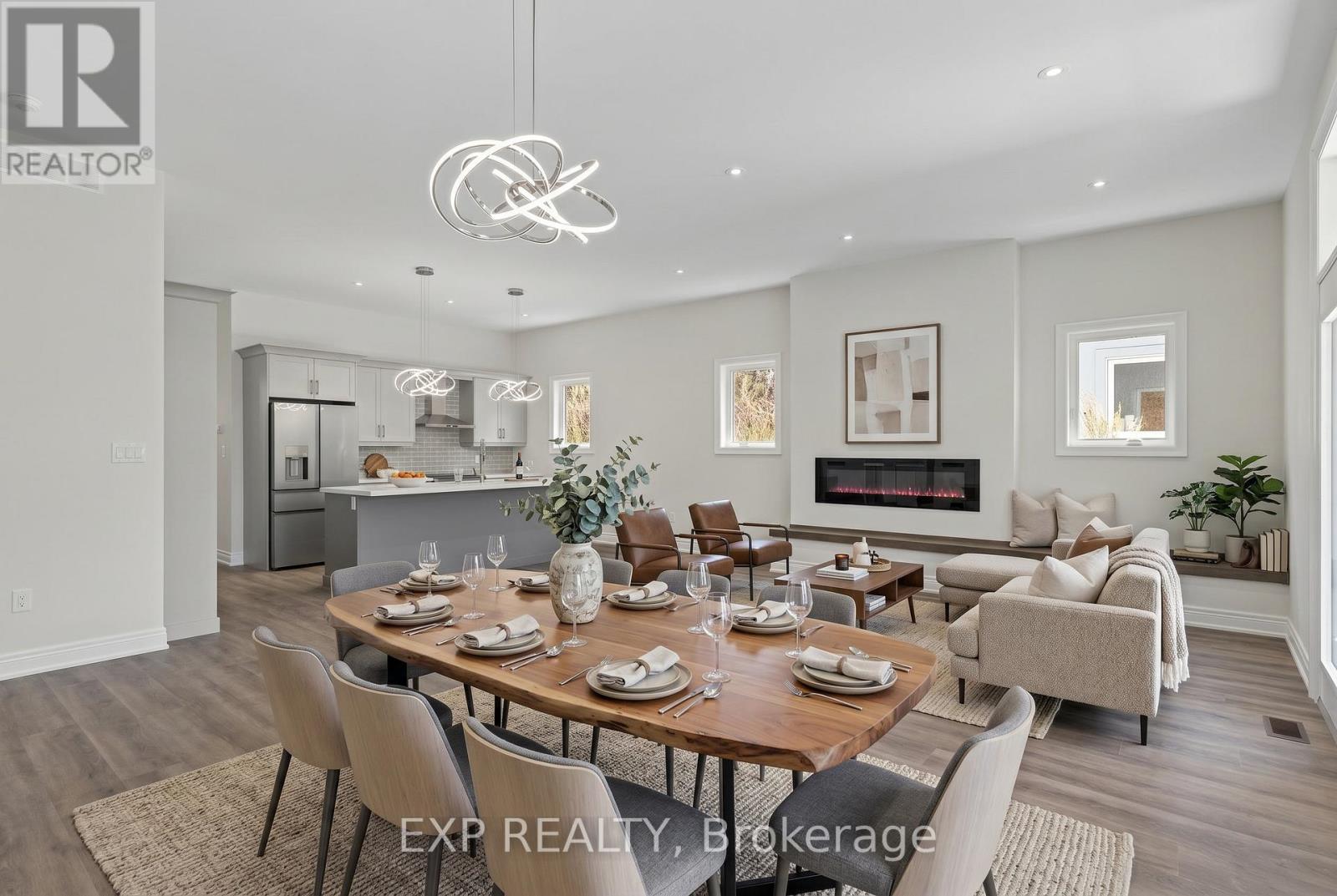 8 BUTTERNUT CRESCENT - 6