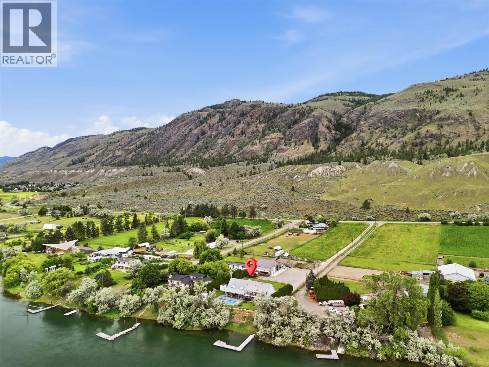 3724 Shuswap Road - 96
