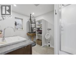 3724 Shuswap Road, Kamloops, BC V2H1S6 Photo 83