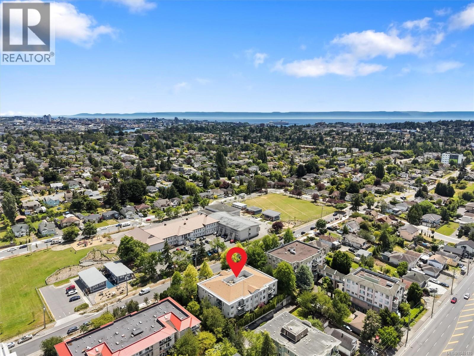407 3160 Albina Street, Saanich