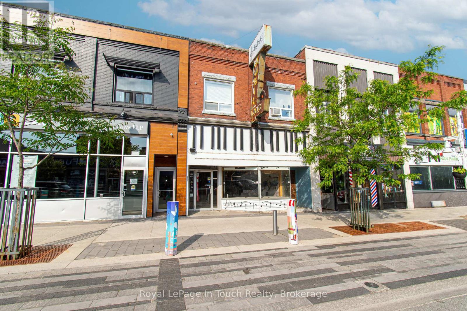 280 KING STREET, Midland — photo 2
