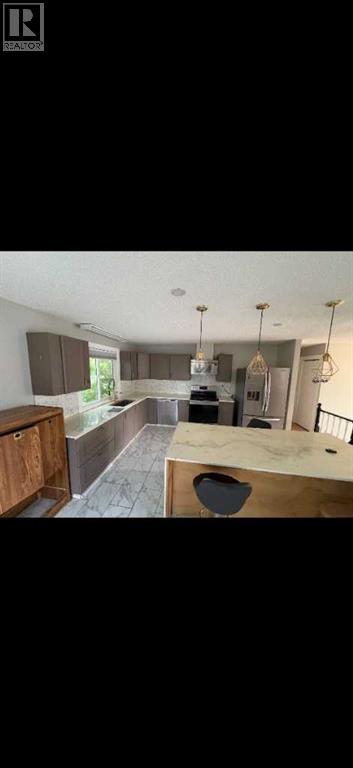 4004 14 Avenue SE - photo 5