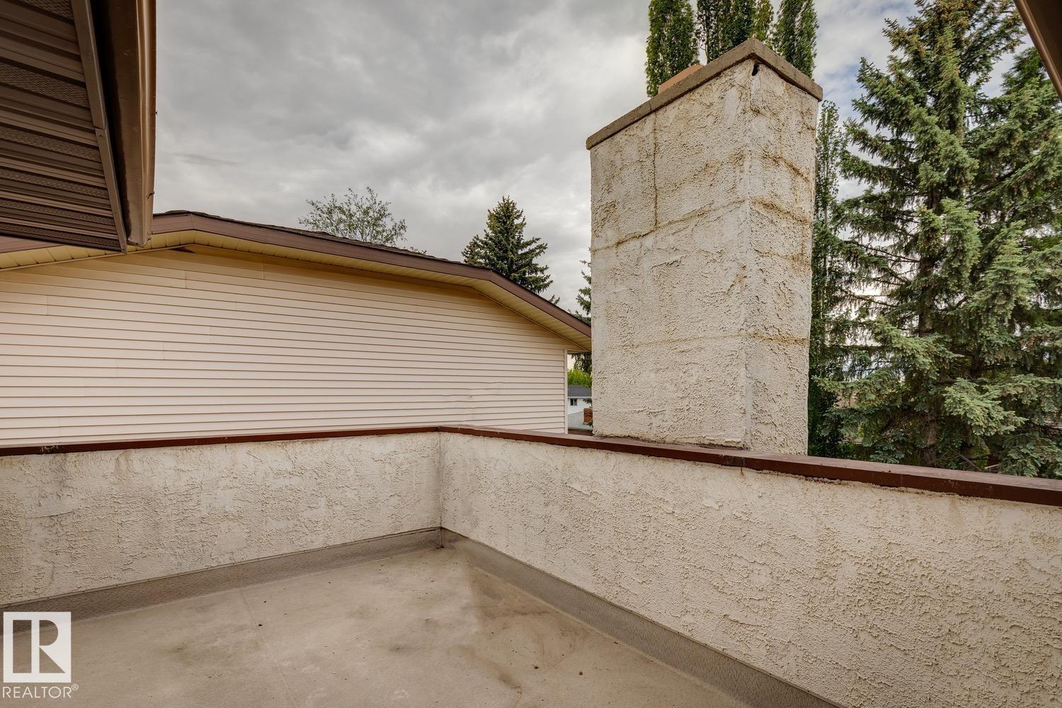 11216 21 AV NW — photo 33