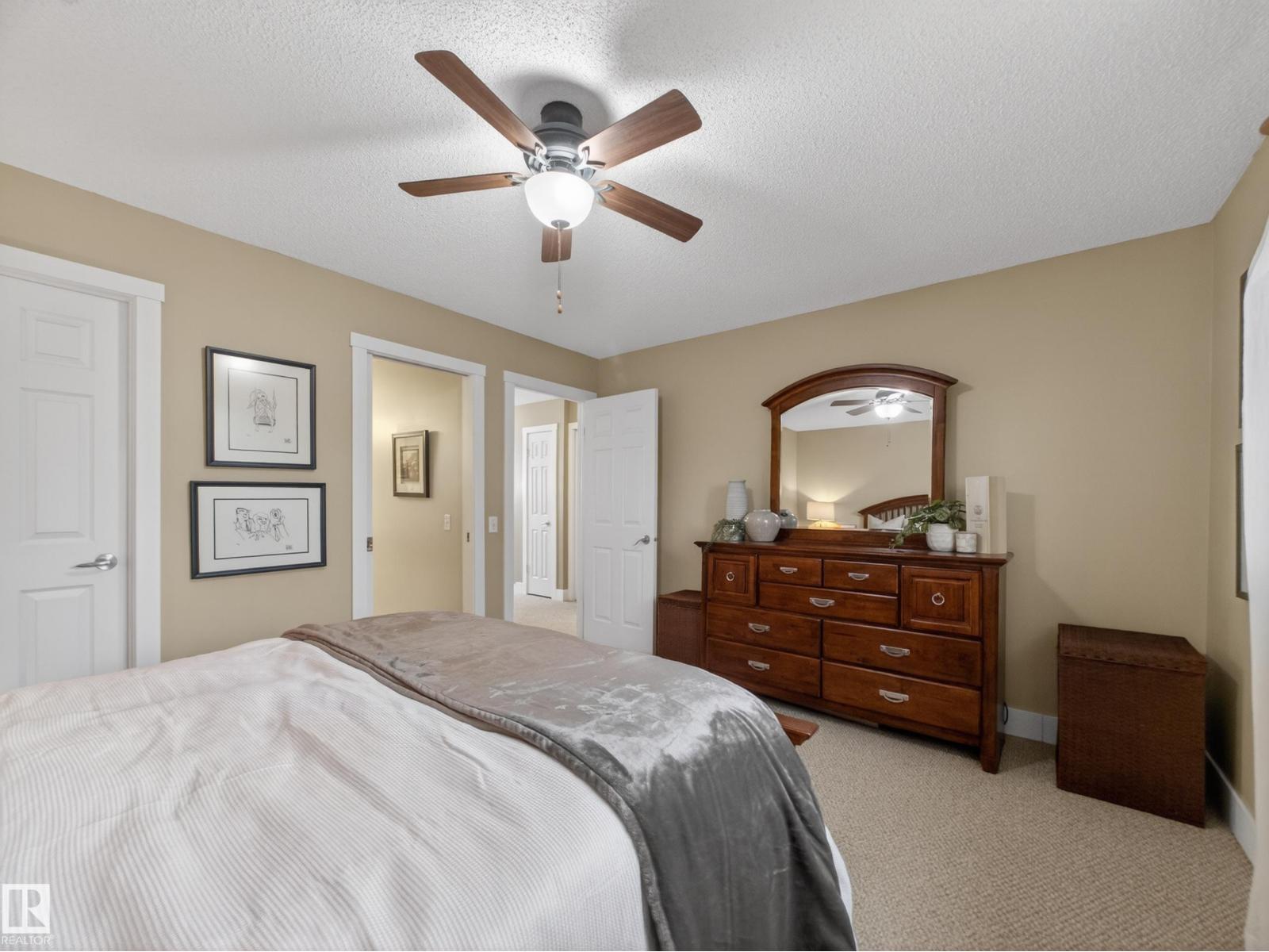 611 MEADOWVIEW CR — photo 35