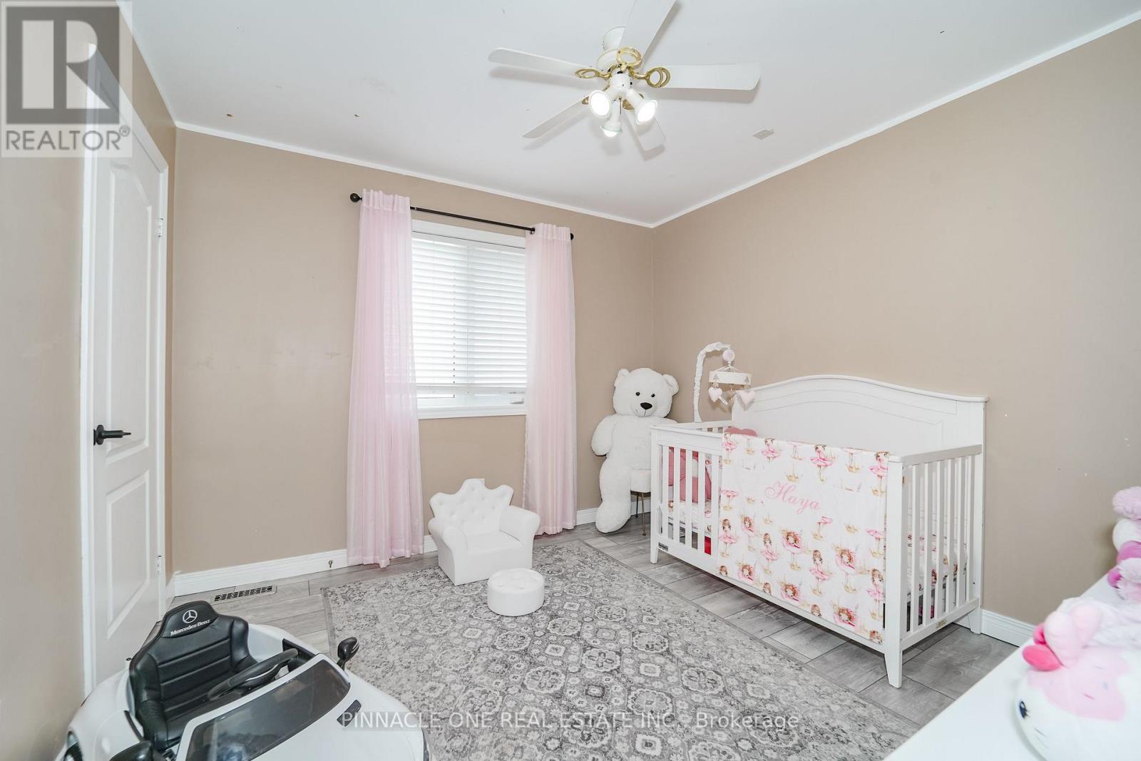 75 DADSON DRIVE - 22