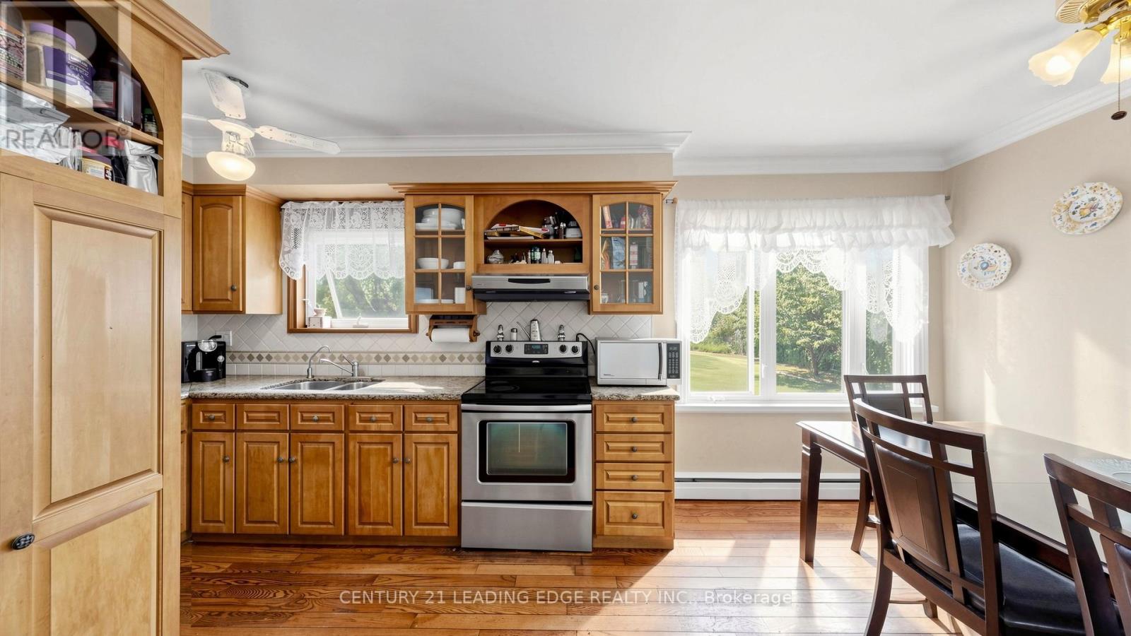 4239 19TH AVENUE - 13