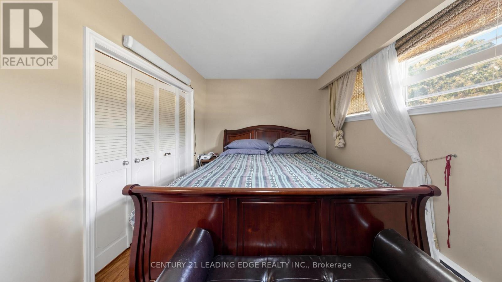 4239 19TH AVENUE - 21
