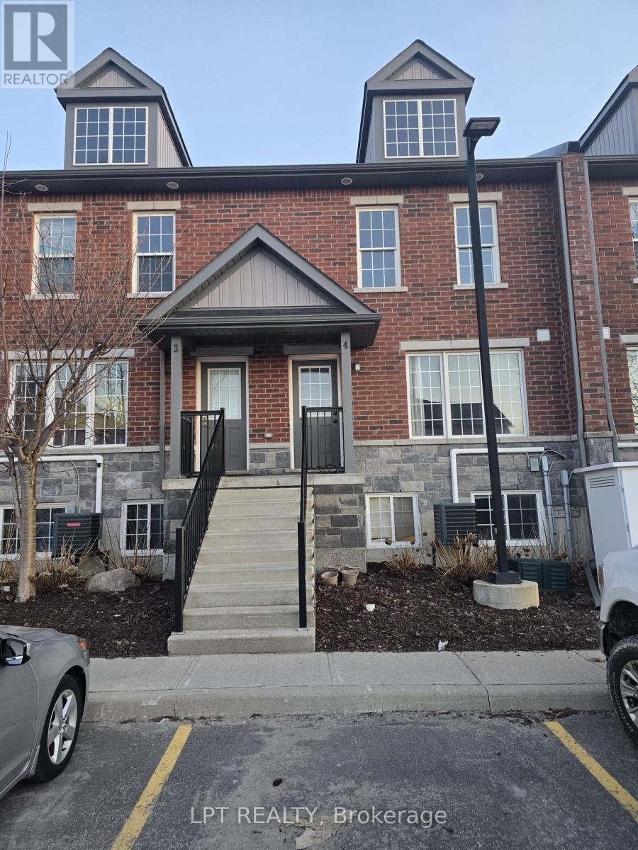 #4 244 PENETANGUISHENE ROAD - 1