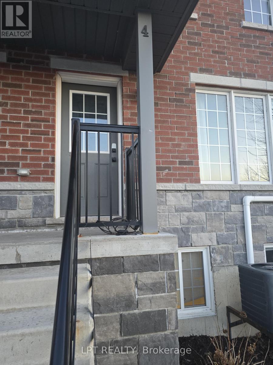 #4 244 PENETANGUISHENE ROAD - 2