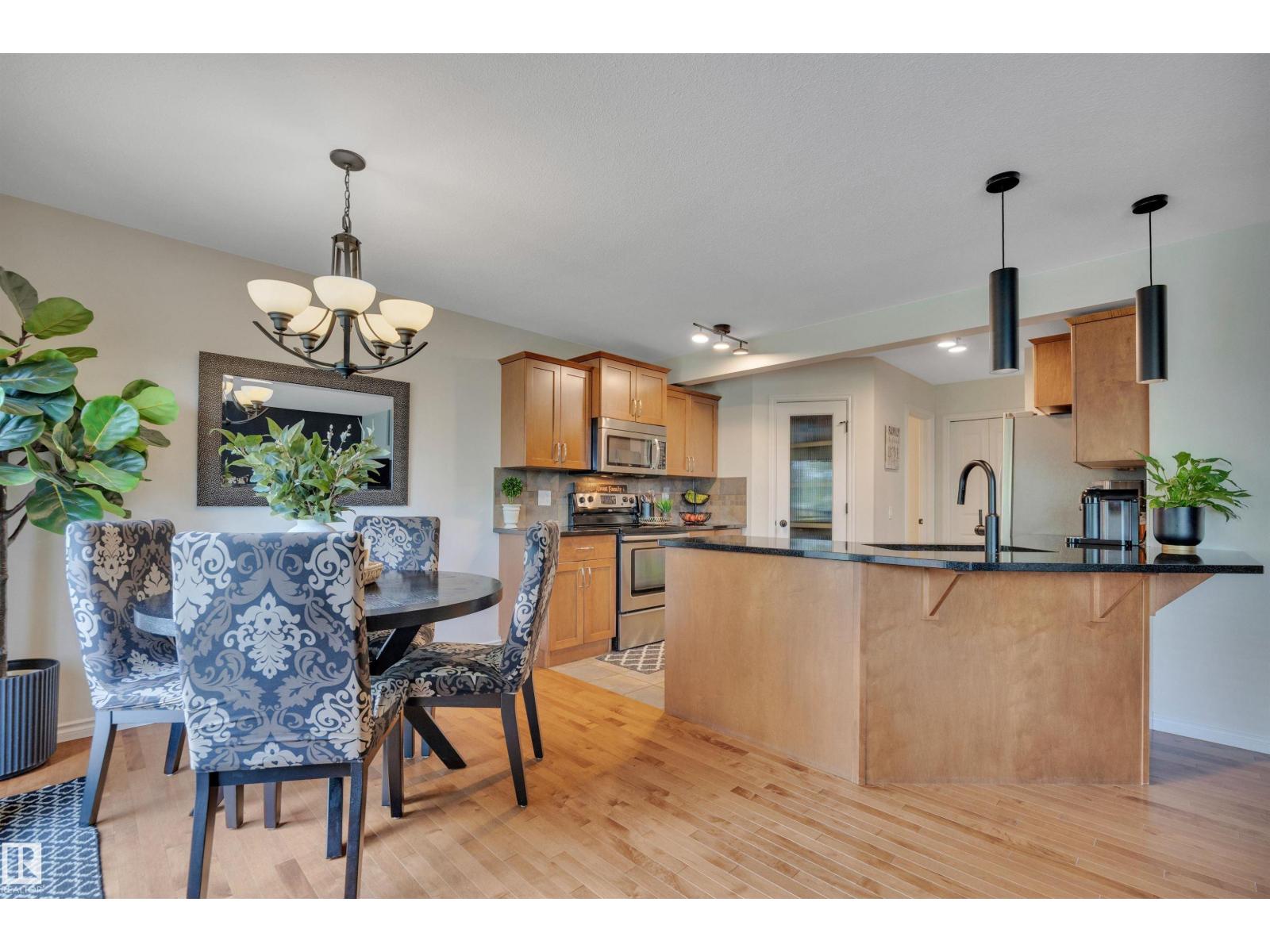 52 SELKIRK PL — photo 12