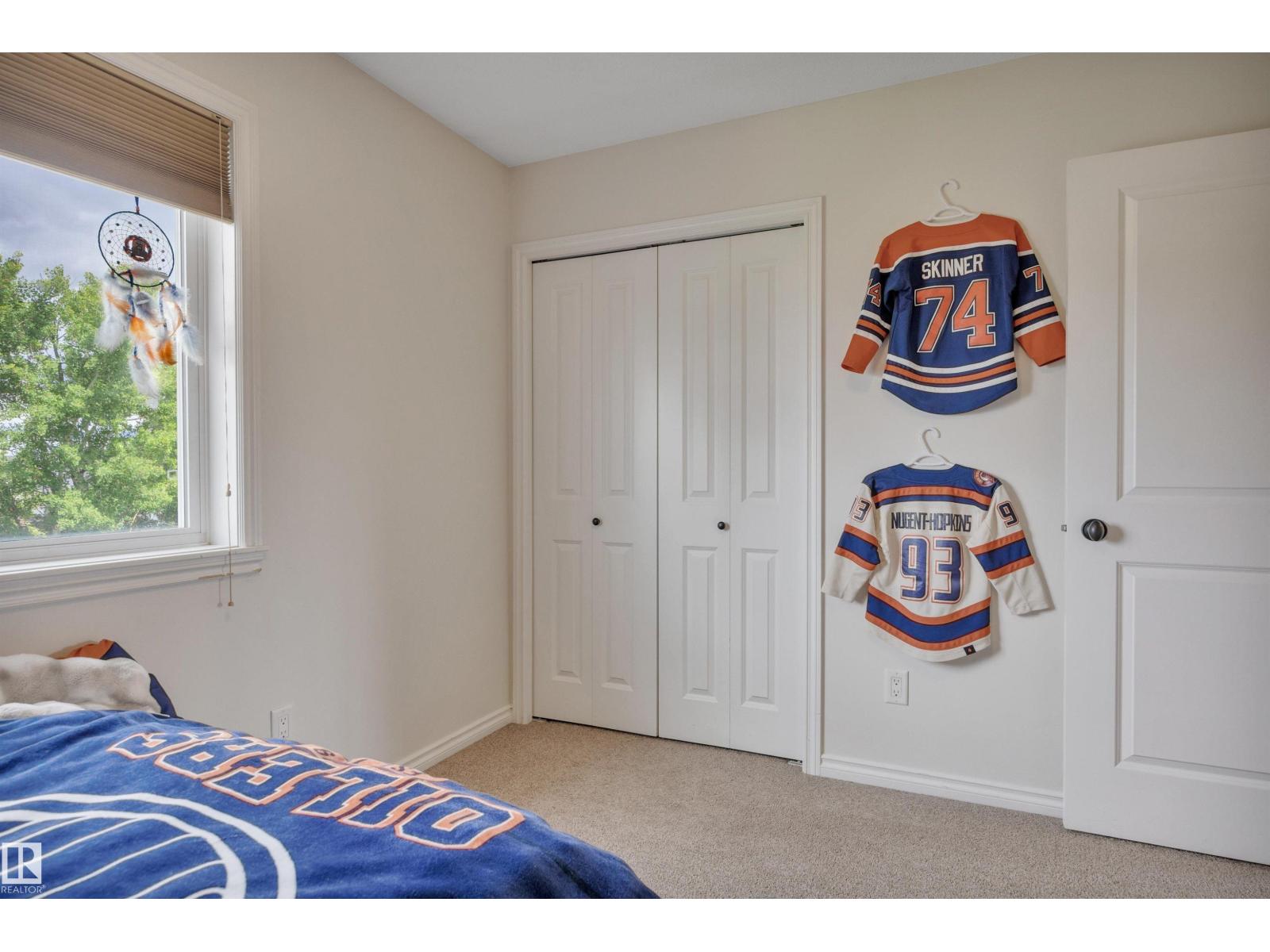 52 SELKIRK PL — photo 33