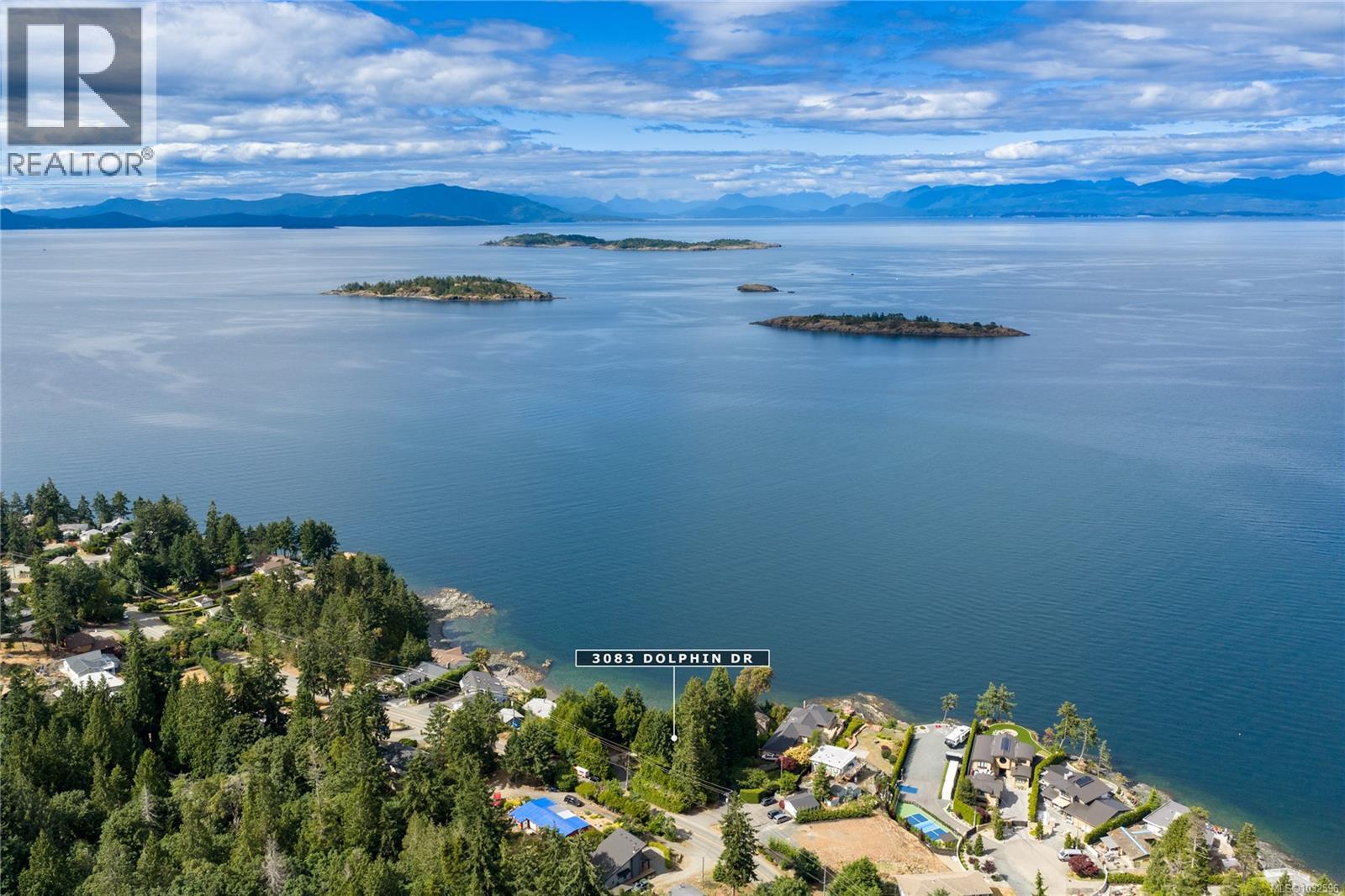 3083 Dolphin Dr - 1