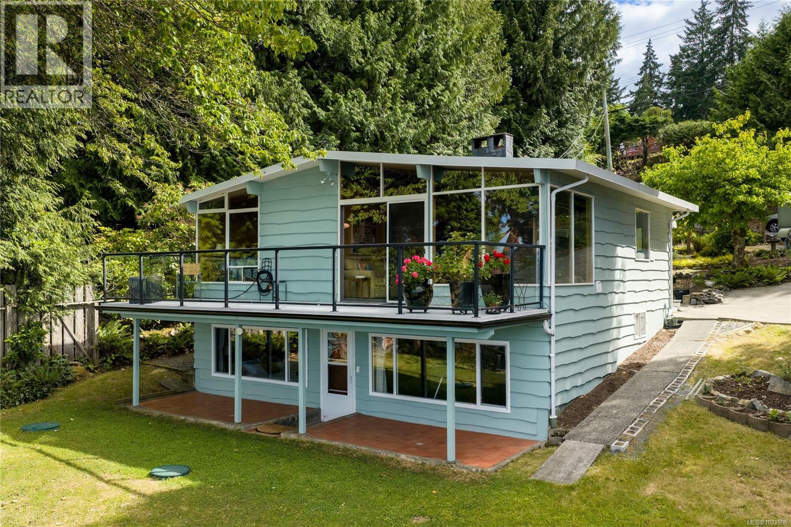3083 Dolphin Dr - 12