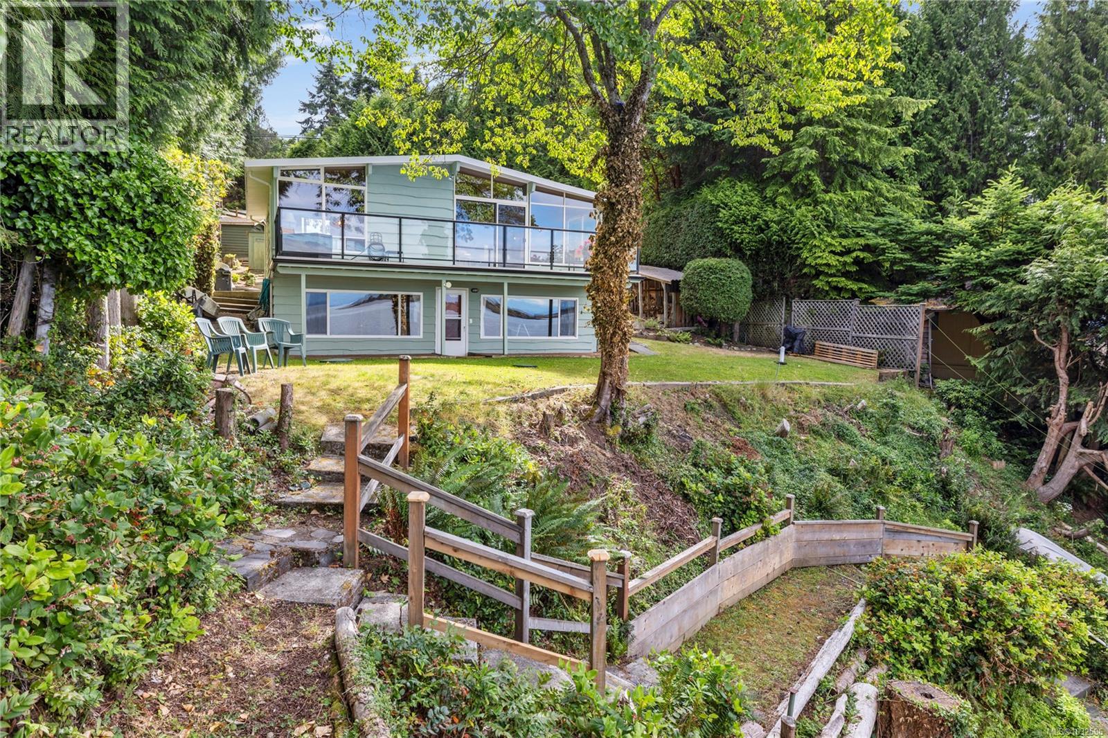 3083 Dolphin Dr - 13
