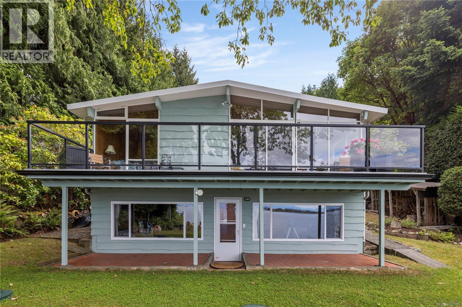 3083 Dolphin Dr - 37