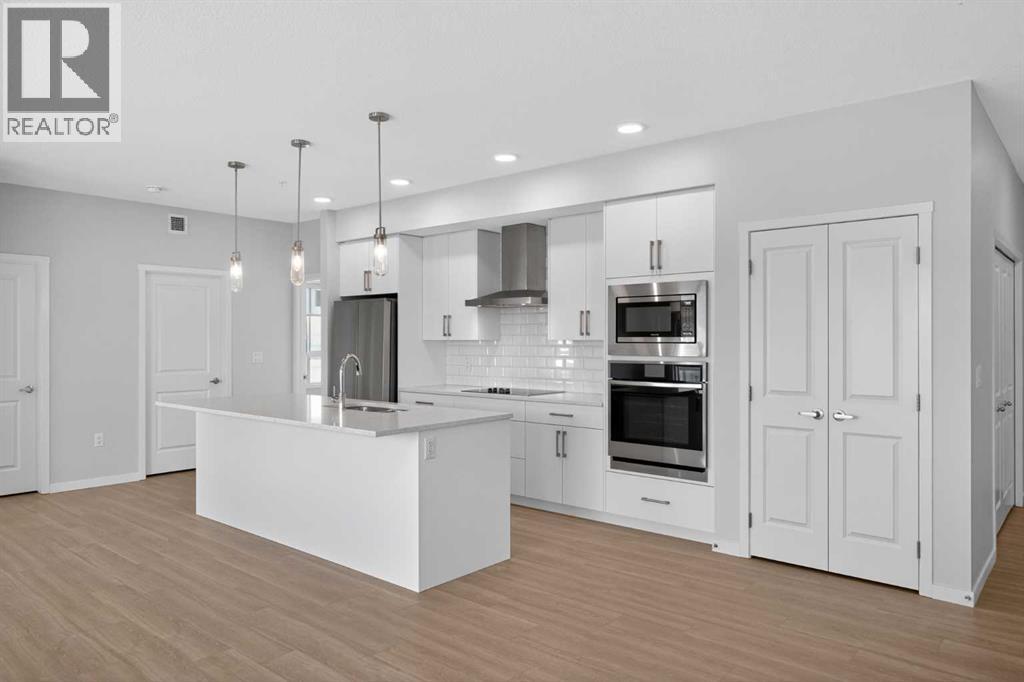 #2403 33 Carringham Gate NW - 11