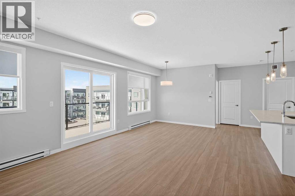 #2403 33 Carringham Gate NW - 20