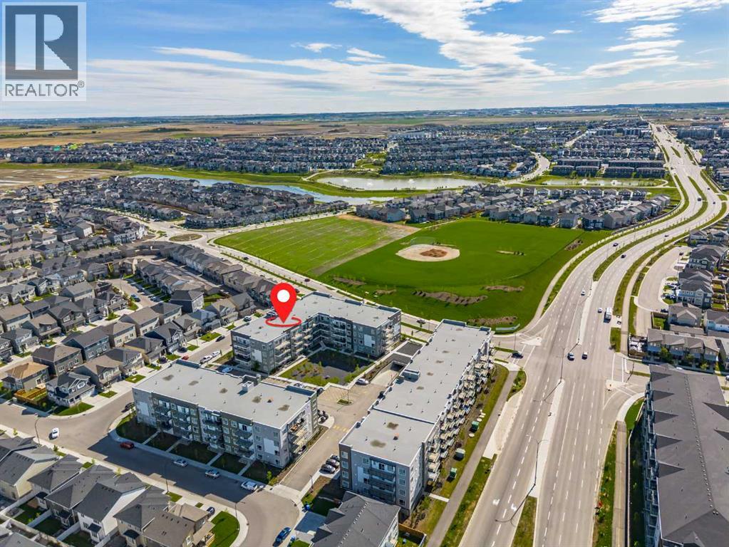 #2403 33 Carringham Gate NW - 43
